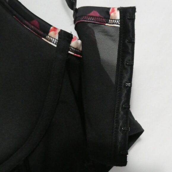 TORRID CURVE | 40 DDD | Black Lace | Floral Supportive Bra - Picture 10 of 10